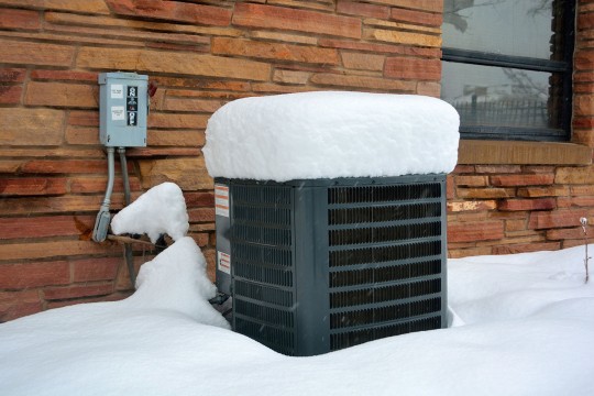 5 Quick Tips to Protect Your HVAC in Extreme Weather