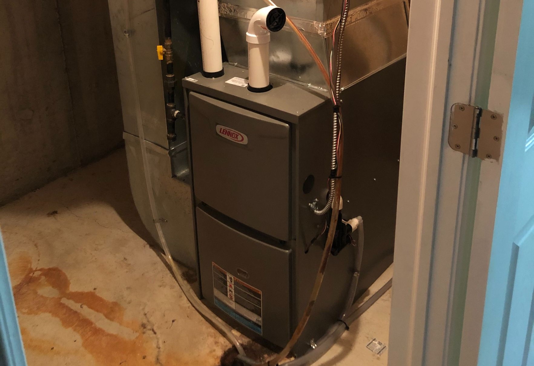 What You Need to Know About Gas Furnace Services in Toronto